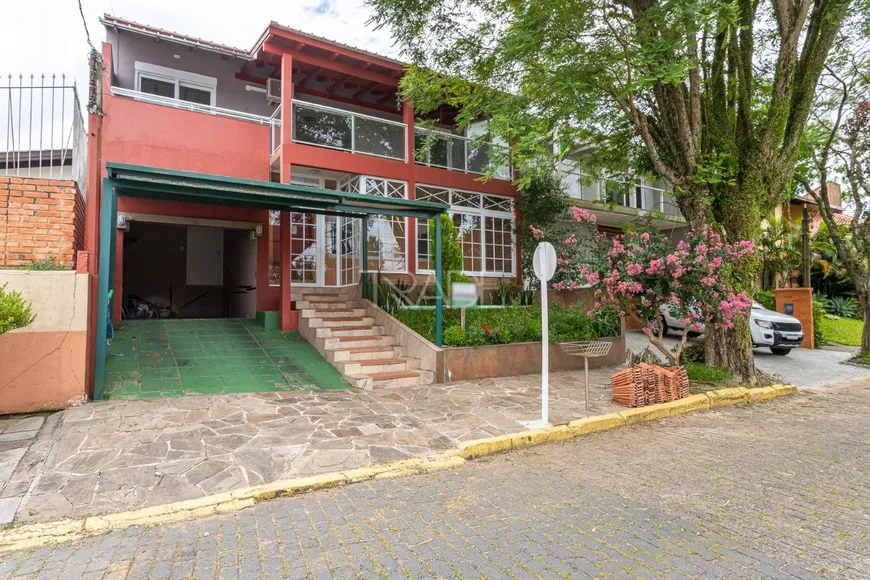 Foto 1 de Casa de Condomínio com 3 Quartos à venda, 169m² em Ipanema, Porto Alegre