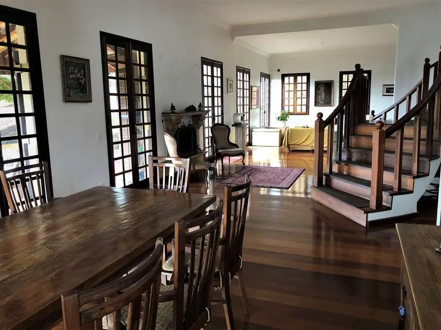 Foto 1 de Casa com 3 Quartos à venda, 532m² em Nova Fazendinha, Carapicuíba
