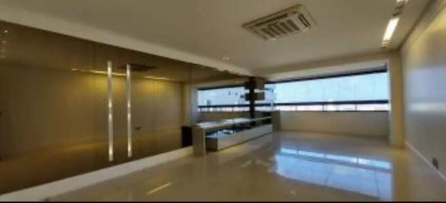 Foto 1 de Apartamento com 4 Quartos à venda, 143m² em Madalena, Recife