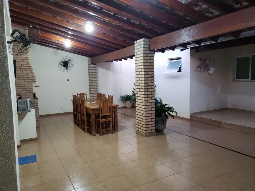 Foto 1 de Casa com 2 Quartos à venda, 260m² em Jardim do Bosque, São José do Rio Preto