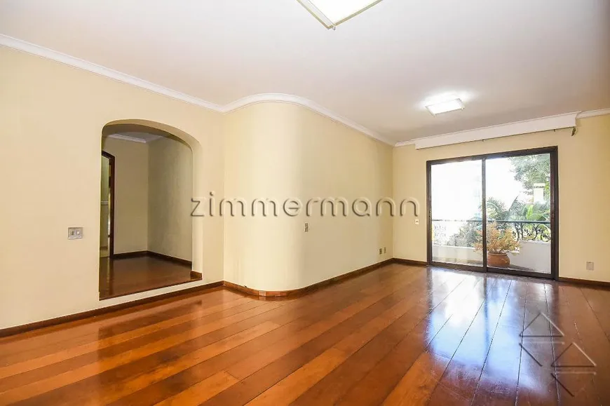 Foto 1 de Apartamento com 3 Quartos à venda, 140m² em Moema, São Paulo