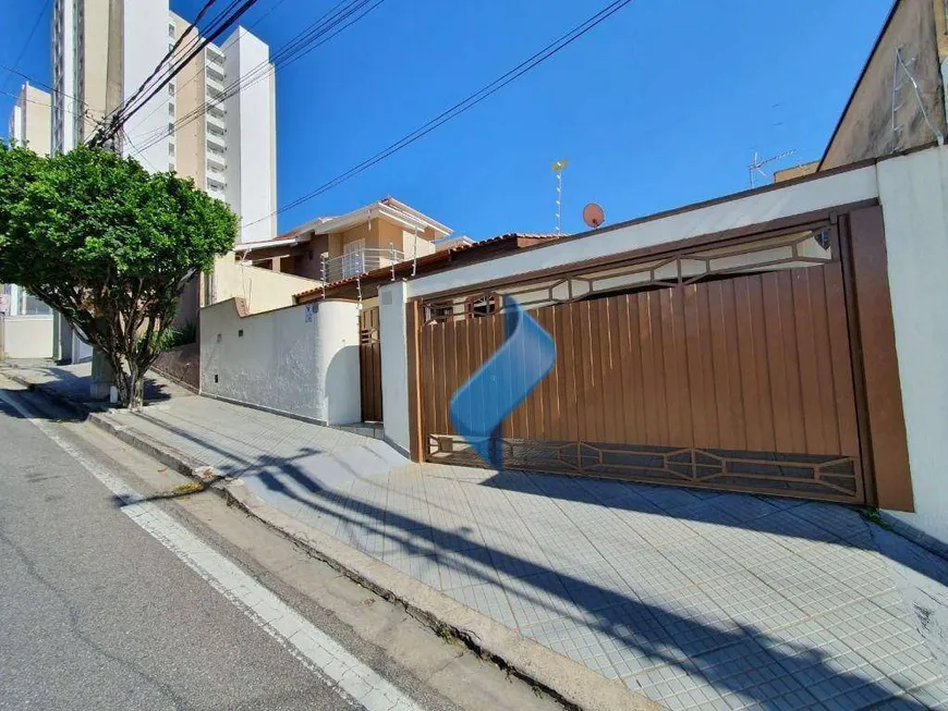Foto 1 de Casa com 3 Quartos à venda, 220m² em Parque Tres Meninos, Sorocaba