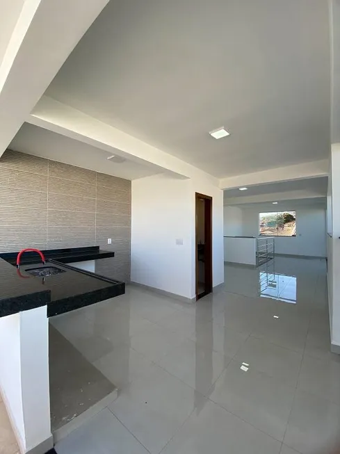 Foto 1 de Casa com 3 Quartos à venda, 226m² em Senhora das Graças, Betim