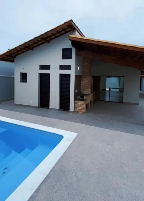 Foto 1 de Casa com 3 Quartos à venda, 150m² em Luíza Mar Mirim, Itanhaém