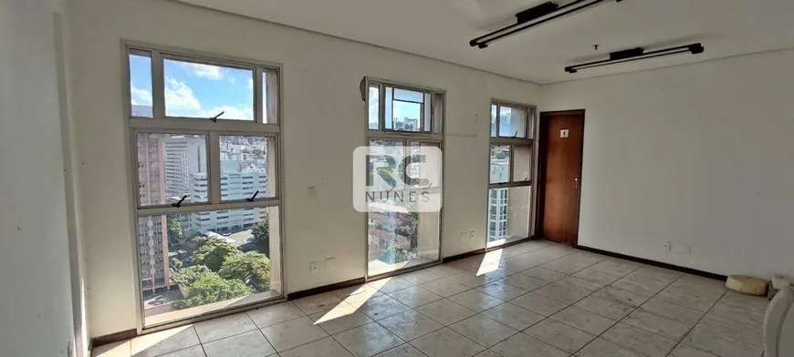 Foto 1 de Sala Comercial para alugar, 30m² em Santo Antônio, Belo Horizonte