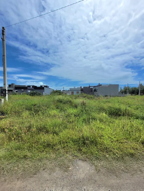 Foto 1 de Lote/Terreno à venda, 275m² em Guarani, Capão da Canoa