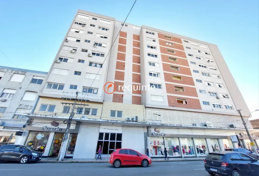 Foto 1 de Apartamento com 2 Quartos para alugar, 100m² em Centro, Pelotas