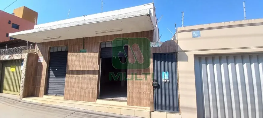 Foto 1 de Ponto Comercial com 1 Quarto para alugar, 106m² em Santa Mônica, Uberlândia