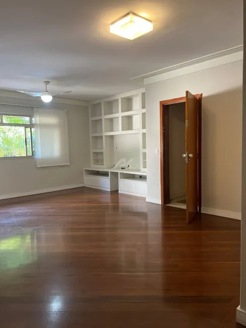 Foto 1 de Apartamento com 4 Quartos à venda, 145m² em Cambuí, Campinas