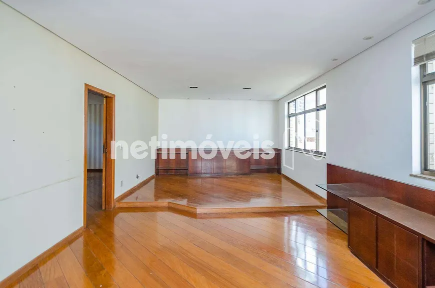 Foto 1 de Apartamento com 4 Quartos à venda, 220m² em Serra, Belo Horizonte