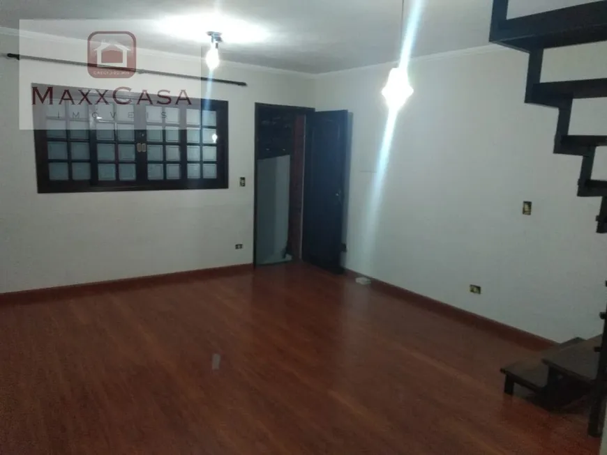 Foto 1 de Sobrado com 2 Quartos à venda, 80m² em Jardim Samambaia, São Paulo