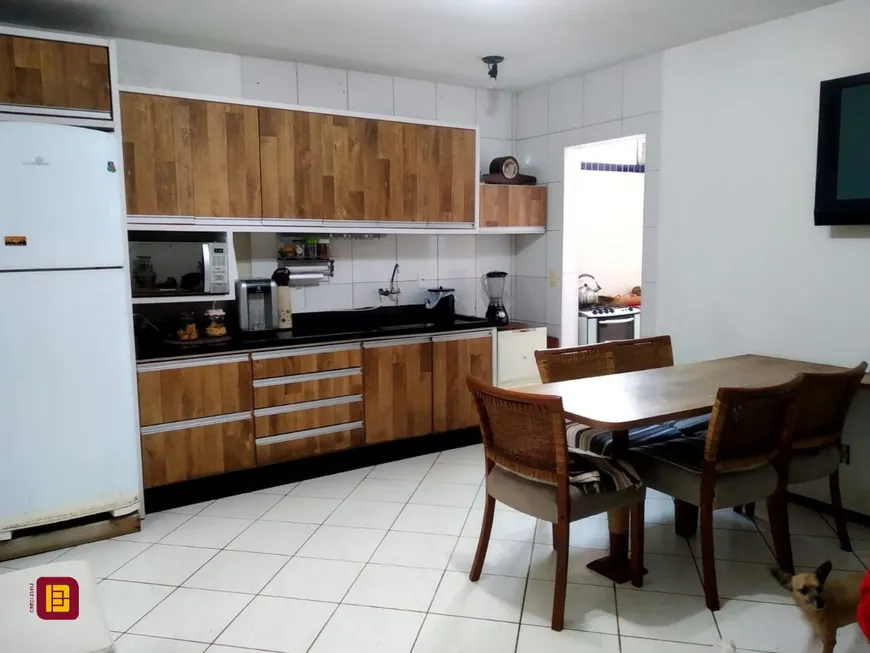 Foto 1 de Casa com 3 Quartos à venda, 91m² em Ceniro Martins, São José
