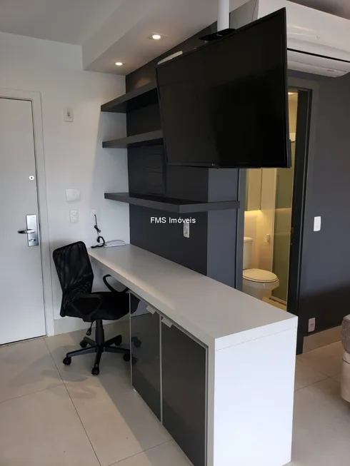 Foto 1 de Apartamento com 1 Quarto para alugar, 33m² em Brooklin, São Paulo