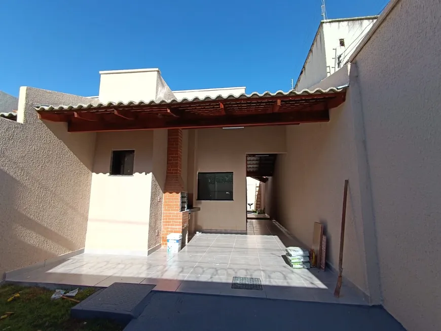 Foto 1 de Casa com 3 Quartos à venda, 80m² em Residencial Santa Fe I, Goiânia