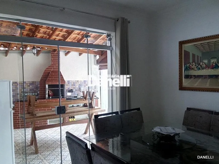 Foto 1 de Casa com 3 Quartos à venda, 180m² em Jardim Eulália, Taubaté