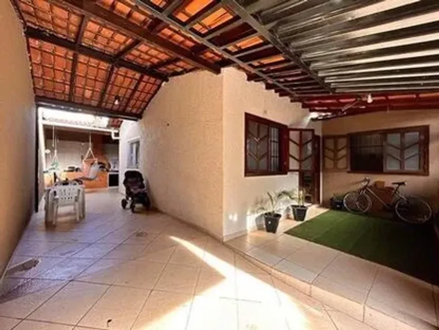 Foto 1 de Casa com 3 Quartos à venda, 82m² em Valparaíso, Serra