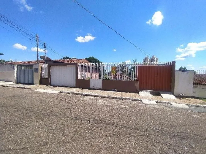 Foto 1 de Casa com 1 Quarto à venda, 277m² em Quilombo, Cuiabá