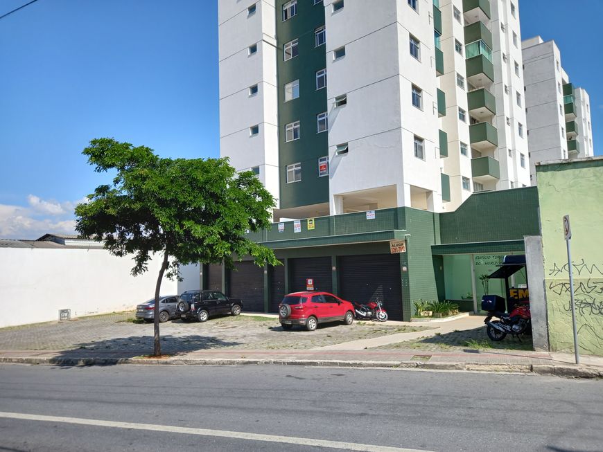 Foto 1 de Apartamento com 2 Quartos para alugar, 70m² em Carlos Prates, Belo Horizonte