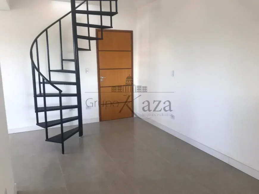 Foto 1 de Cobertura com 3 Quartos à venda, 119m² em Jardim Coleginho, Jacareí