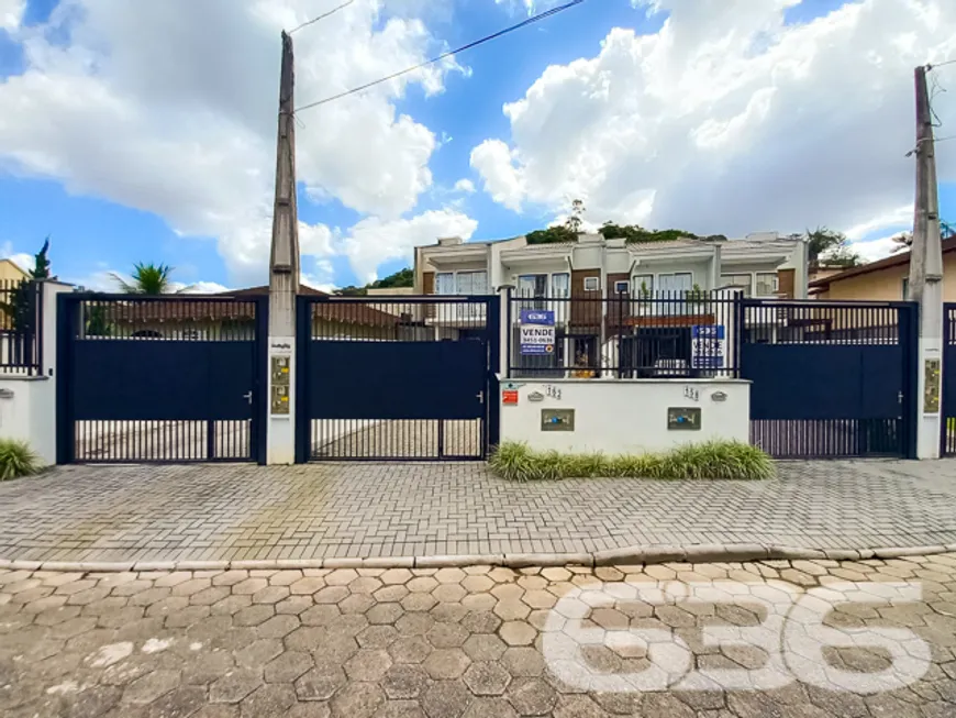 Foto 1 de Sobrado com 3 Quartos à venda, 264m² em São Marcos, Joinville