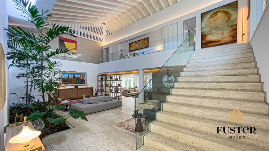 Foto 1 de Casa de Condomínio com 4 Quartos à venda, 774m² em Barra da Tijuca, Rio de Janeiro
