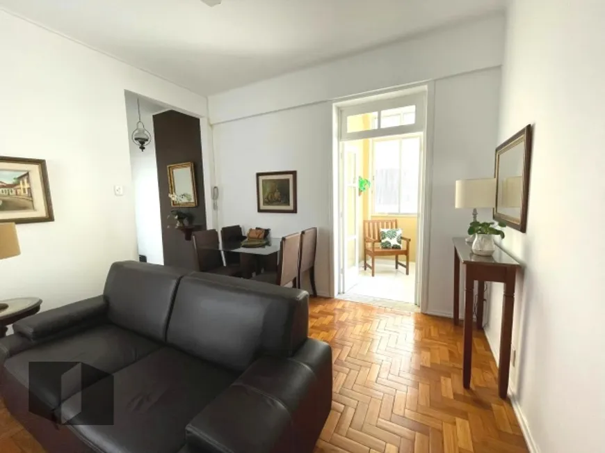 Foto 1 de Apartamento com 2 Quartos à venda, 70m² em Copacabana, Rio de Janeiro