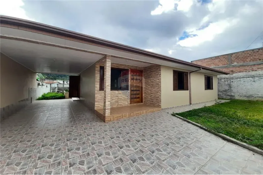Foto 1 de Casa com 3 Quartos para alugar, 371m² em Rio Bonito, Irati
