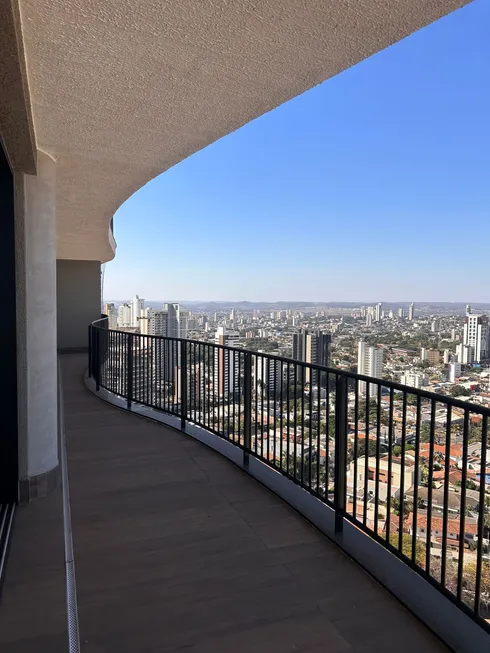 Foto 1 de Apartamento com 4 Quartos à venda, 286m² em Setor Marista, Goiânia