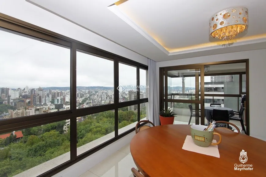 Foto 1 de Apartamento com 3 Quartos à venda, 204m² em Bela Vista, Porto Alegre