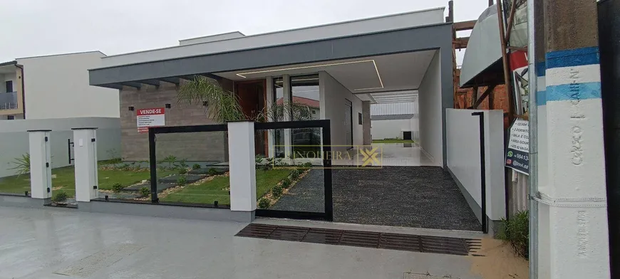 Foto 1 de Casa com 3 Quartos à venda, 100m² em Forquilhas, São José