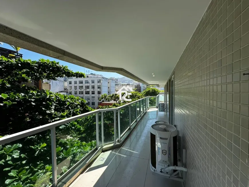 Foto 1 de Apartamento com 4 Quartos para alugar, 289m² em Leblon, Rio de Janeiro