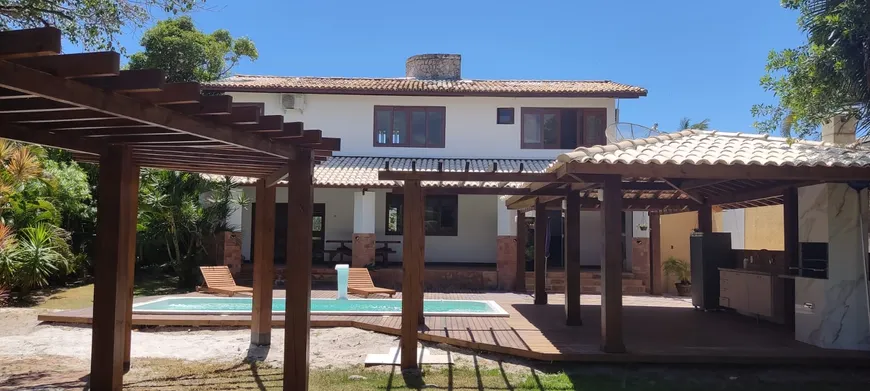 Foto 1 de Casa com 6 Quartos à venda, 279m² em Guarajuba, Camaçari