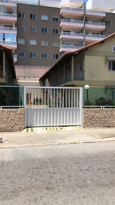 Foto 1 de Casa de Condomínio com 1 Quarto à venda, 45m² em Jardim Flamboyant, Cabo Frio