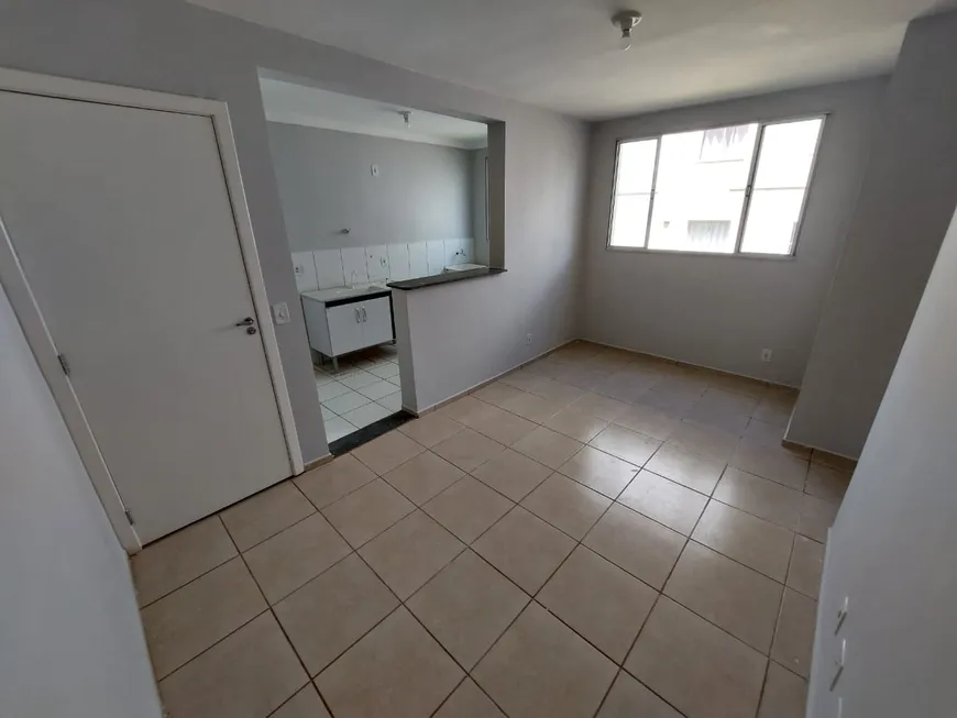 Foto 1 de Apartamento com 2 Quartos à venda, 43m² em Parque Esplanada Ii, Valparaíso de Goiás