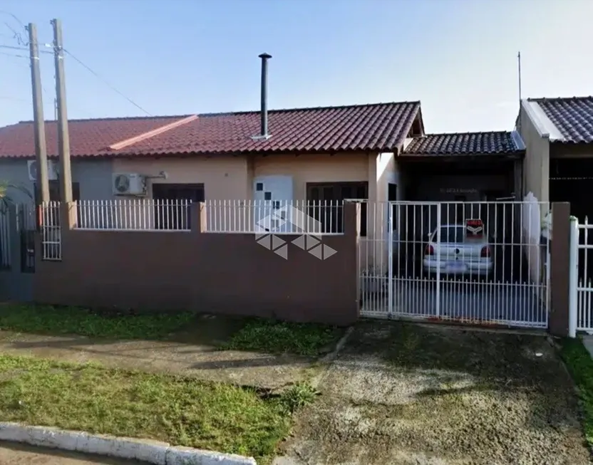 Foto 1 de Casa com 2 Quartos à venda, 46m² em Olaria, Canoas