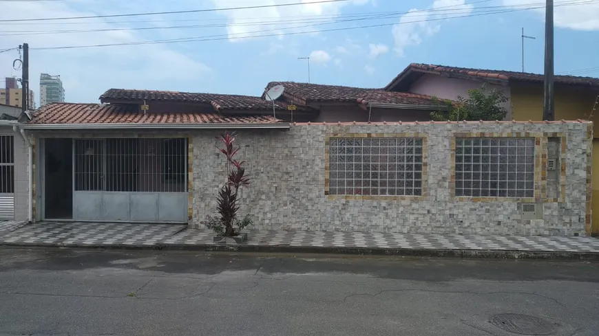 Foto 1 de Casa com 2 Quartos à venda, 140m² em Vila Caicara, Praia Grande