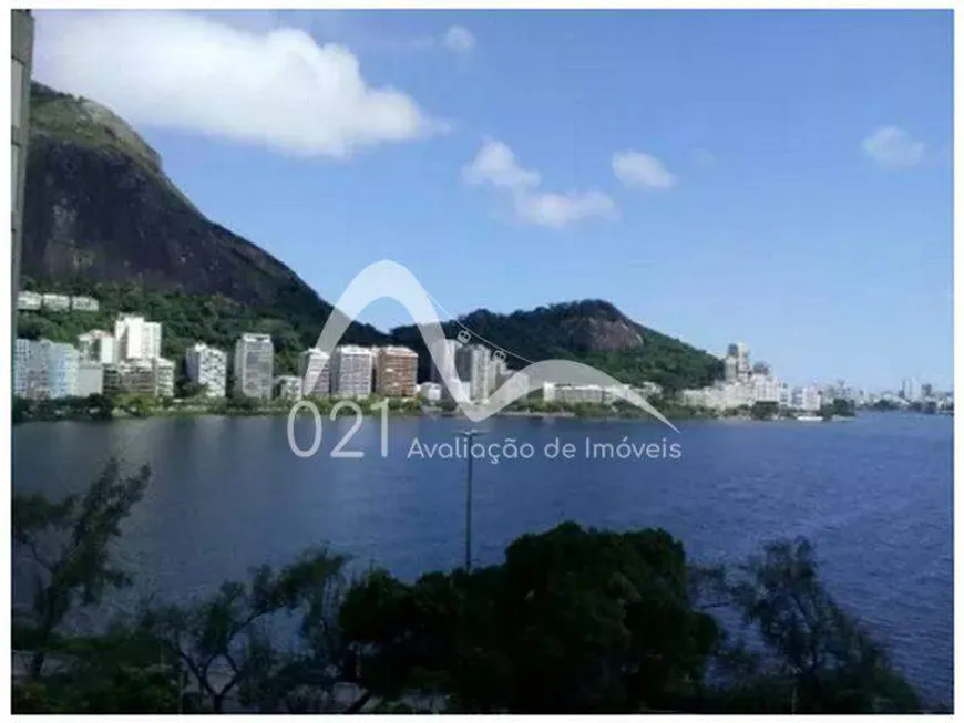 Foto 1 de Cobertura com 4 Quartos à venda, 200m² em Jardim Botânico, Rio de Janeiro