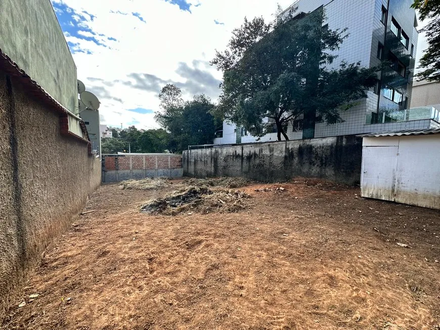 Foto 1 de Lote/Terreno para alugar, 360m² em Ouro Preto, Belo Horizonte