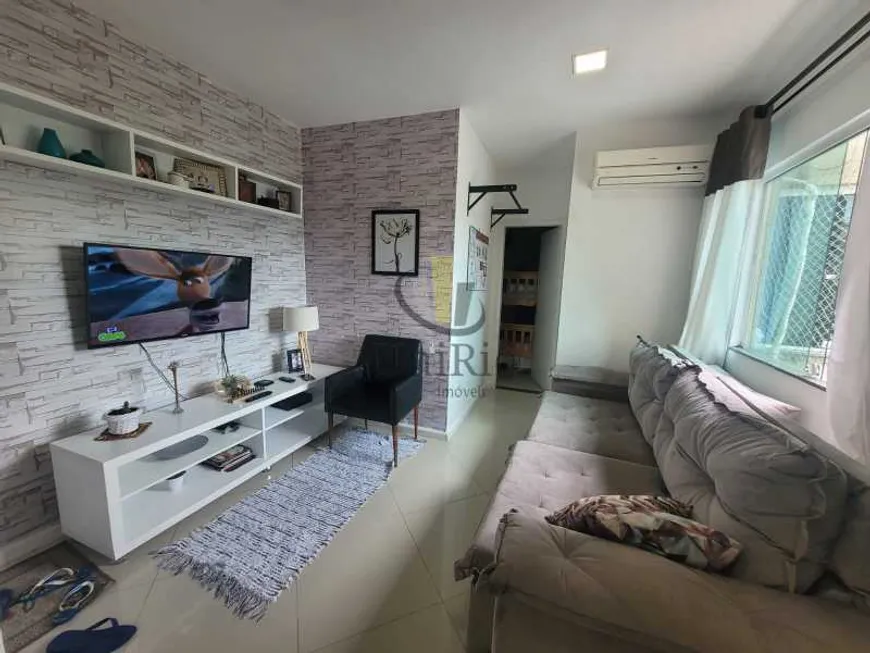 Foto 1 de Apartamento com 2 Quartos à venda, 44m² em Taquara, Rio de Janeiro