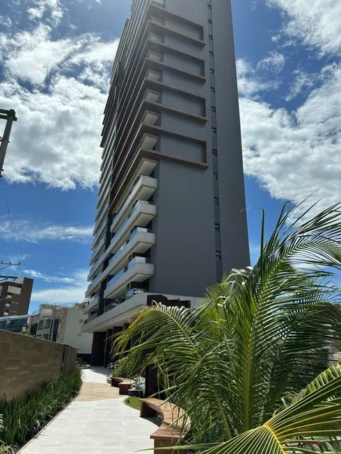 Foto 1 de Apartamento com 4 Quartos à venda, 210m² em Barra, Salvador