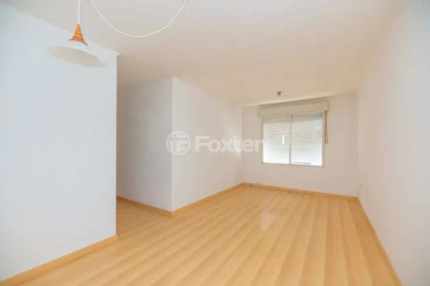 Foto 1 de Apartamento com 2 Quartos à venda, 77m² em Cristal, Porto Alegre