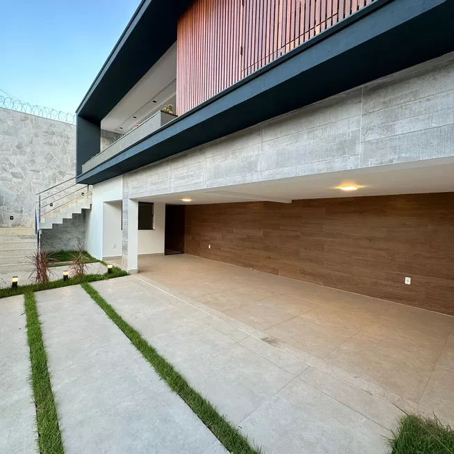 Foto 1 de Casa com 3 Quartos à venda, 184m² em Morada do Vale III, Governador Valadares