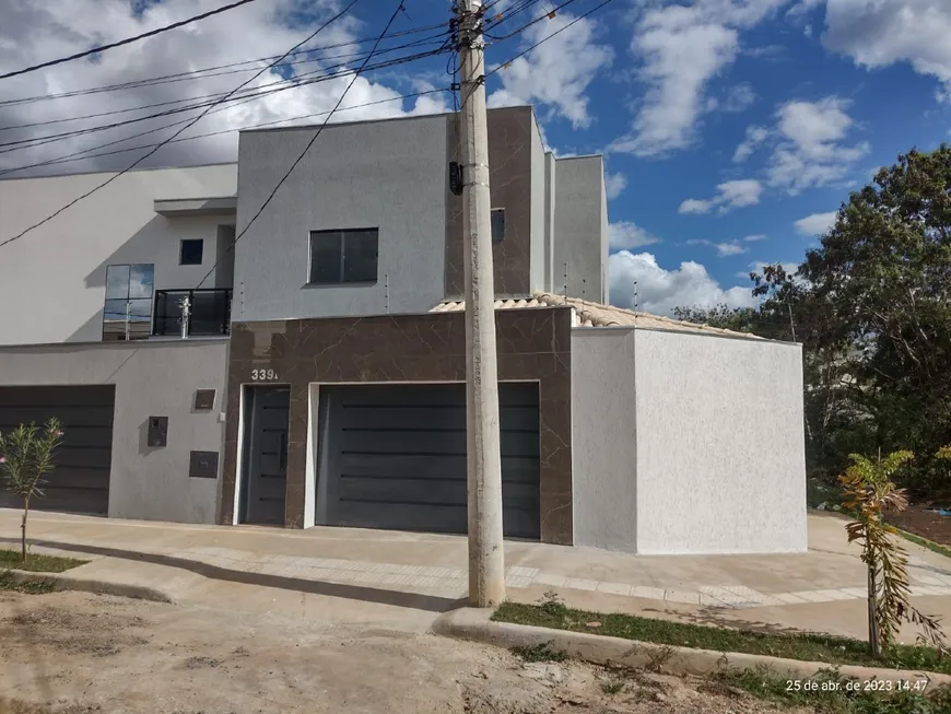 Foto 1 de Casa com 3 Quartos à venda, 117m² em Ibituruna, Montes Claros