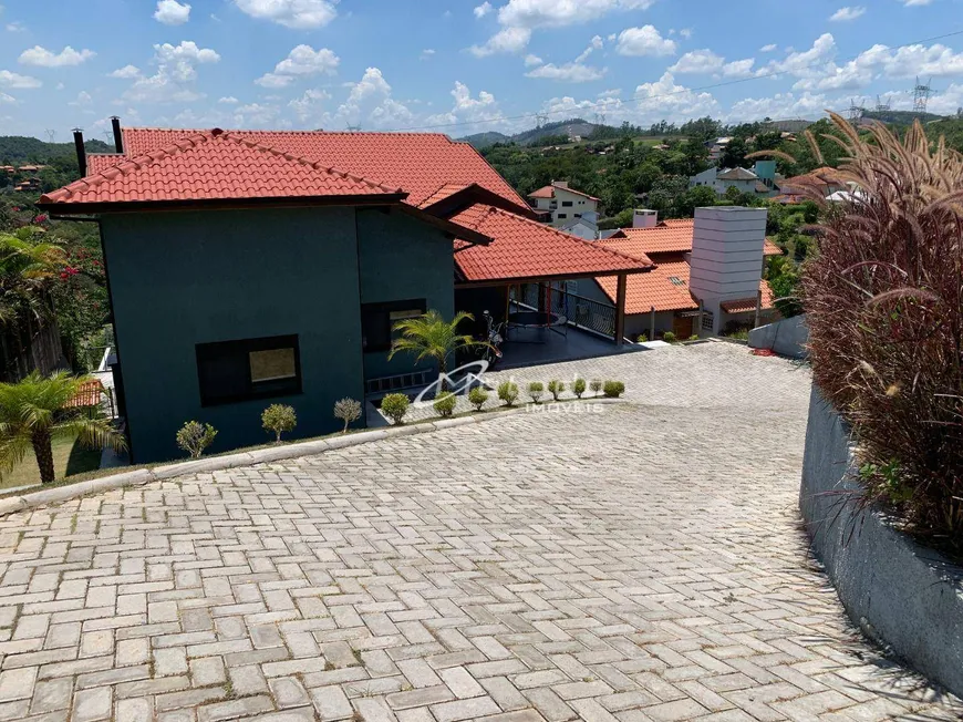 Foto 1 de Casa de Condomínio com 3 Quartos à venda, 445m² em Fazenda Palao Alpes de Guararema, Guararema