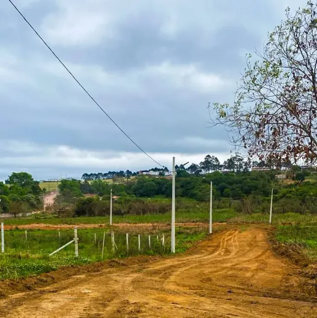 Foto 1 de Lote/Terreno à venda, 500m² em Verava, Ibiúna