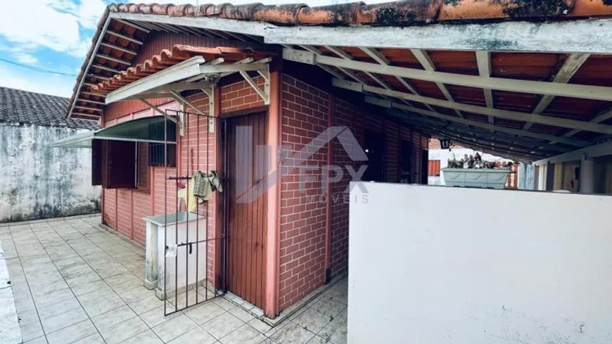 Foto 1 de Casa com 3 Quartos à venda, 39m² em Balneário Gaivota, Itanhaém