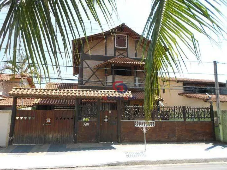 Foto 1 de Casa com 4 Quartos à venda, 256m² em Maravista, Niterói