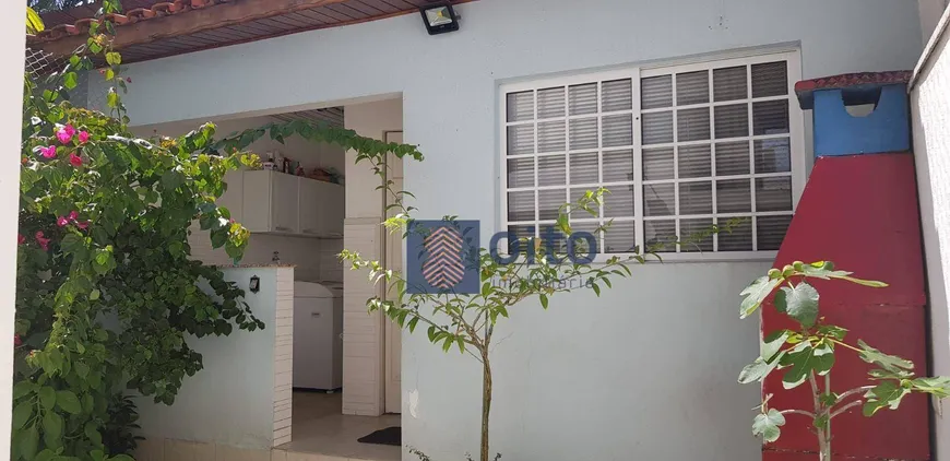 Foto 1 de Casa com 2 Quartos à venda, 140m² em Alto de Pinheiros, São Paulo