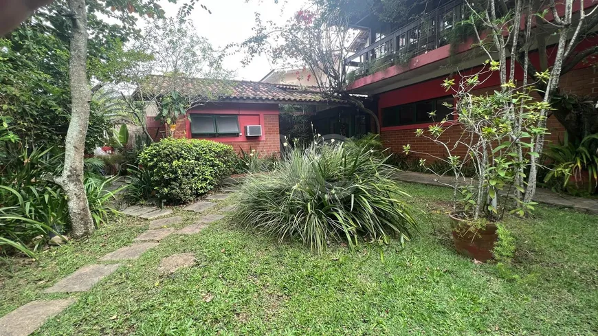 Foto 1 de Casa de Condomínio com 3 Quartos à venda, 626m² em Barra da Tijuca, Rio de Janeiro