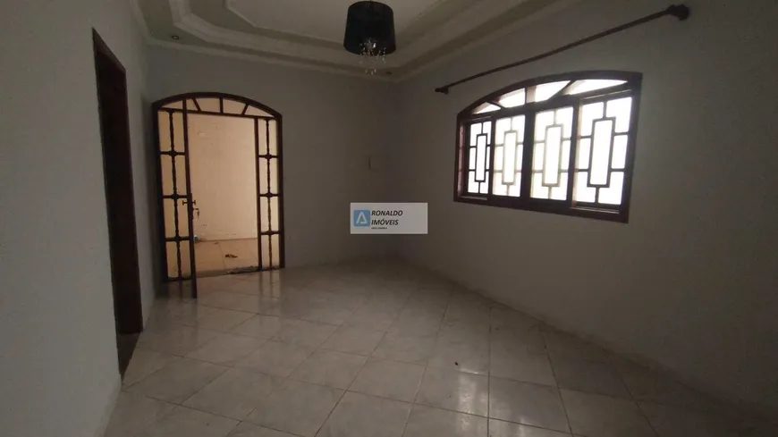 Foto 1 de Casa com 3 Quartos à venda, 200m² em Canto do Forte, Praia Grande